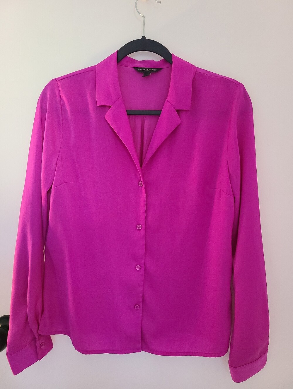 Banana Republic Bright Fuchsia Button-Down Shirt Size Small- Boss Babe Office